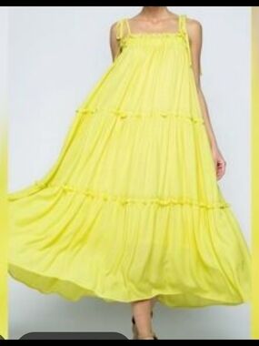 & Merci Yellow Tiered Maxi Dress - Size M